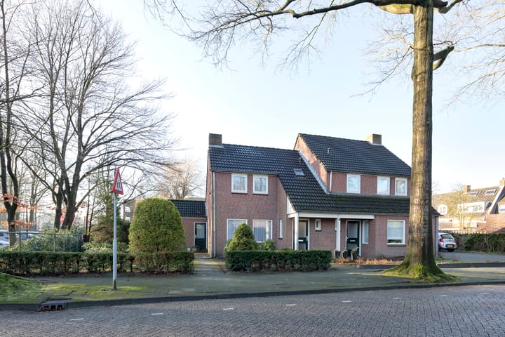 van Kemenadelaan 22
