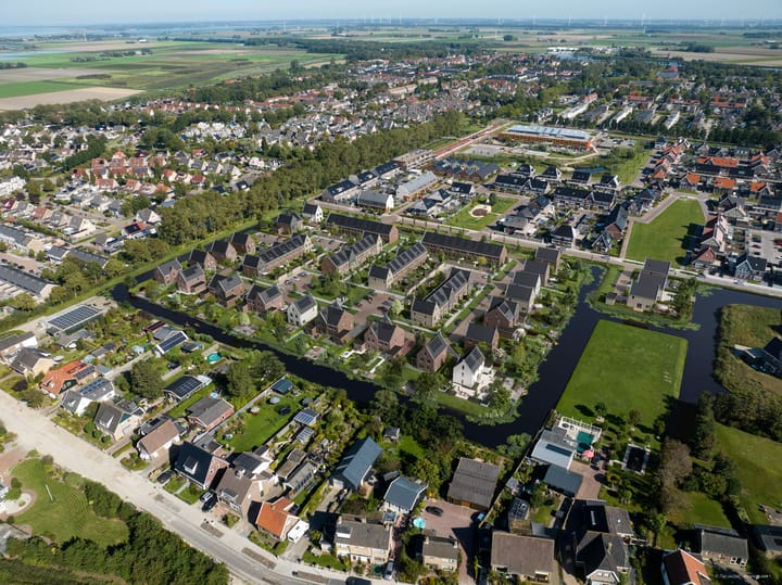 Photo 3 of Twee-onder-één-kapwoning (Bouwnr. 16)