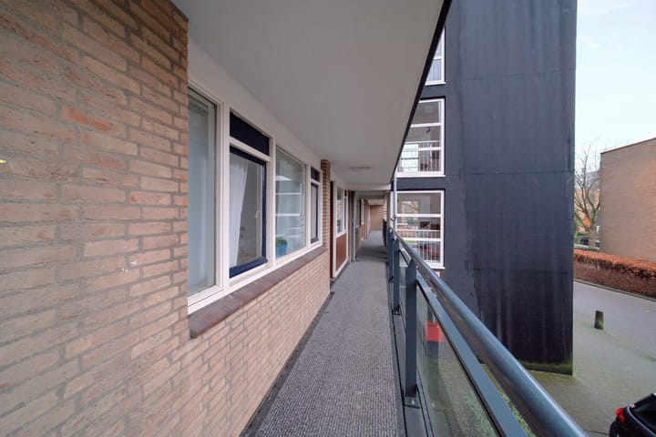 Foto 3 van Bernard Zweersplein 32