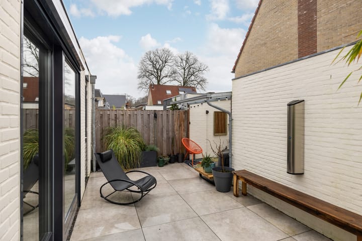 Foto 22 van Dorpsplein 2