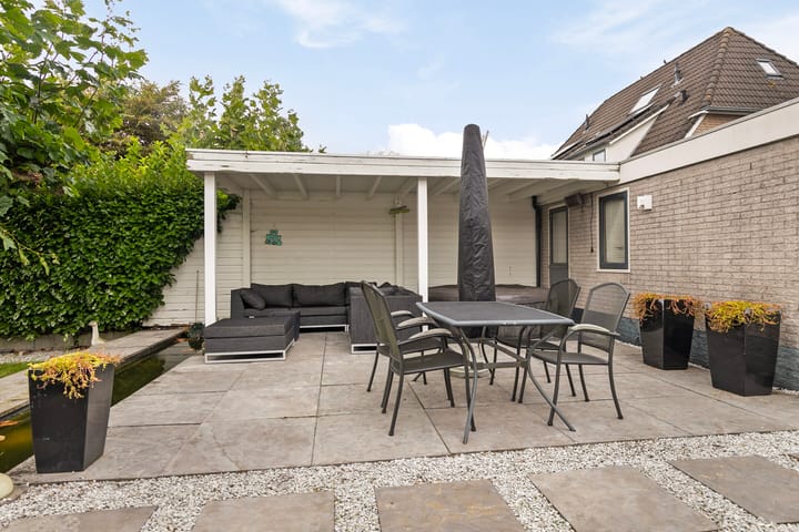 Foto 32 van Peerakker 14