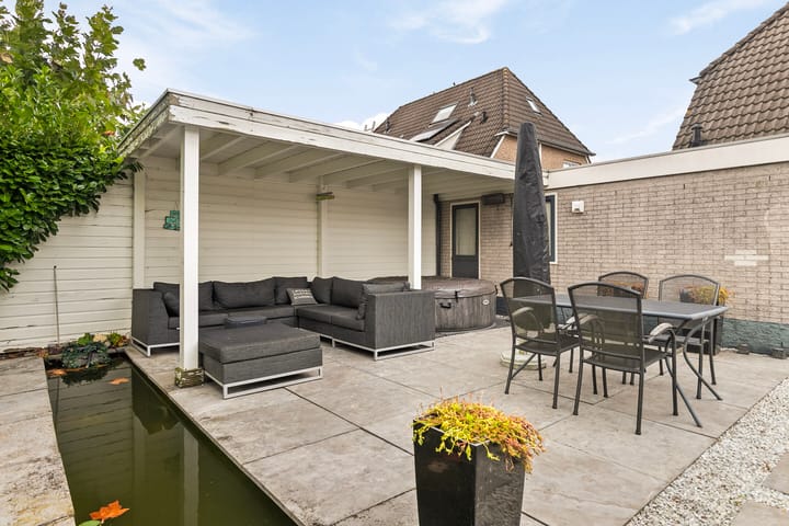 Foto 33 van Peerakker 14