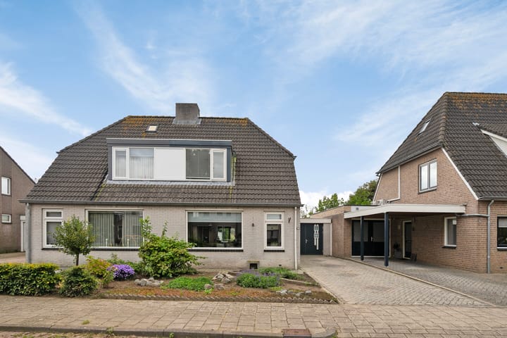 Foto 39 van Peerakker 14