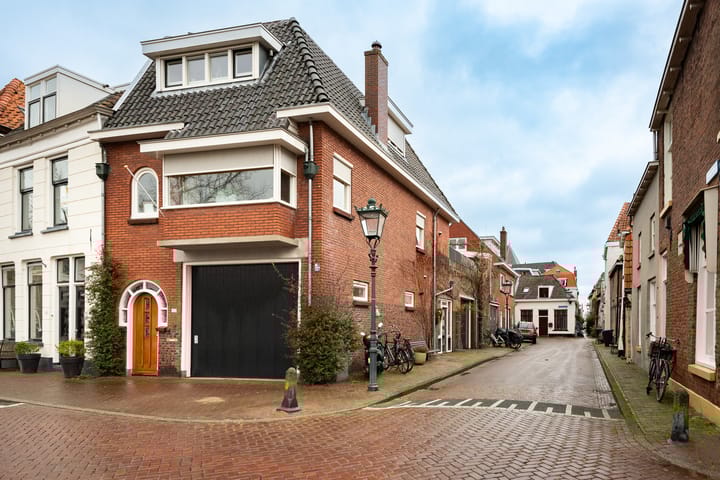 Foto 25 van Buiten Hofstraat 43