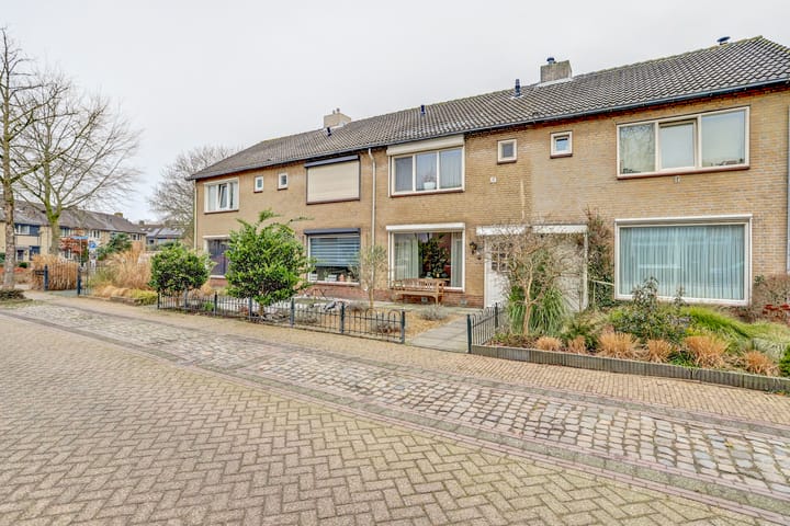 Photo 1 of Schepenenstraat 18