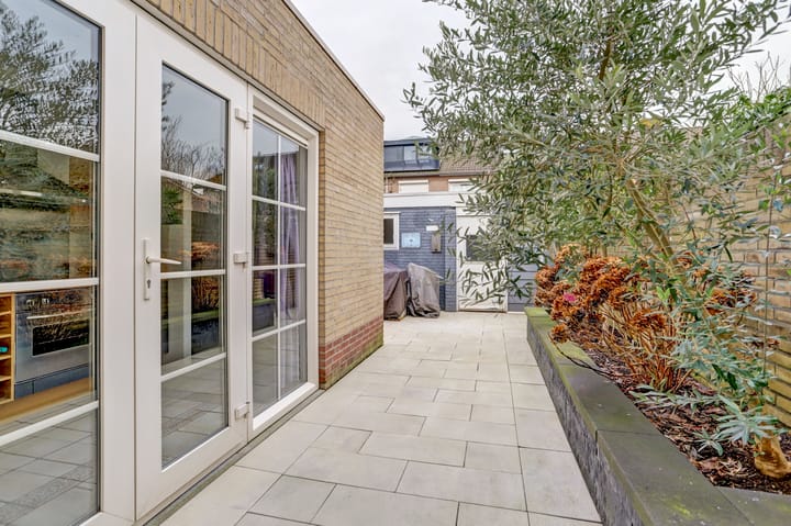 Photo 6 of Schepenenstraat 18