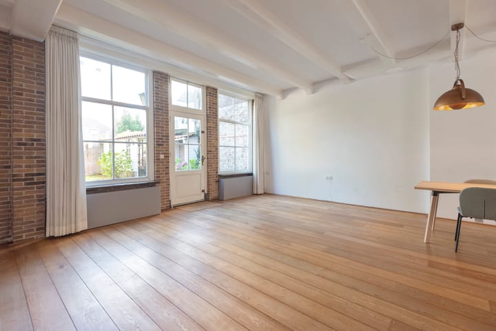 Foto 15 van Antoniestraat 55