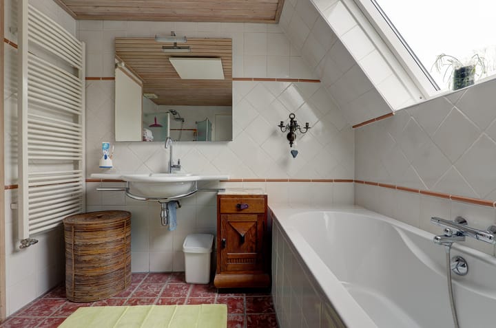 Photo 26 of Laaghalerstraat 8