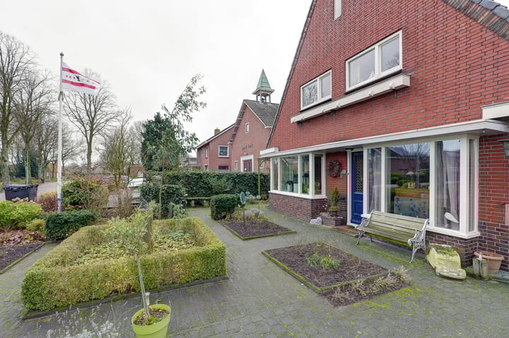 Photo 39 of Laaghalerstraat 8