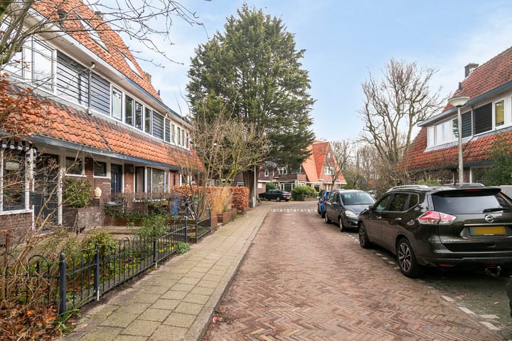 Photo 38 of Roerstraat 22