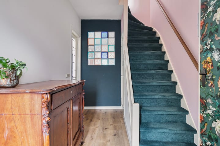 Photo 12 of Roerstraat 22