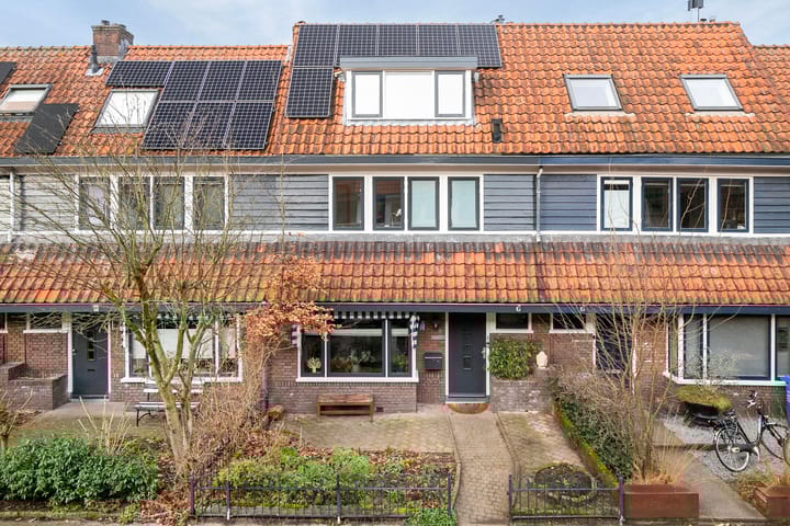 Photo 1 of Roerstraat 22