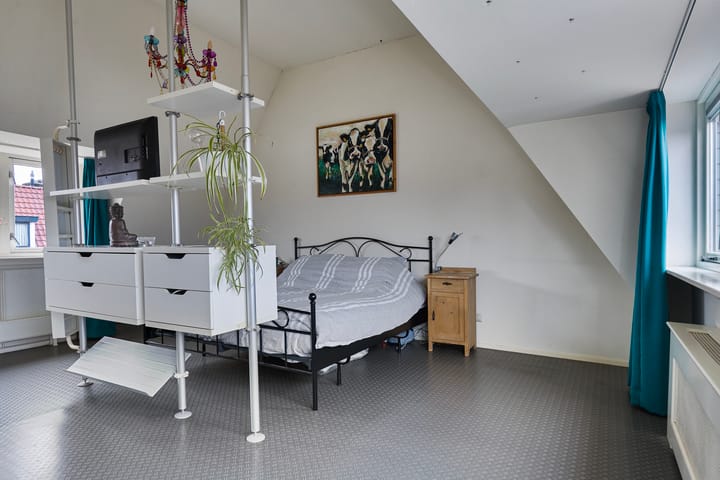 Photo 22 of Roerstraat 22