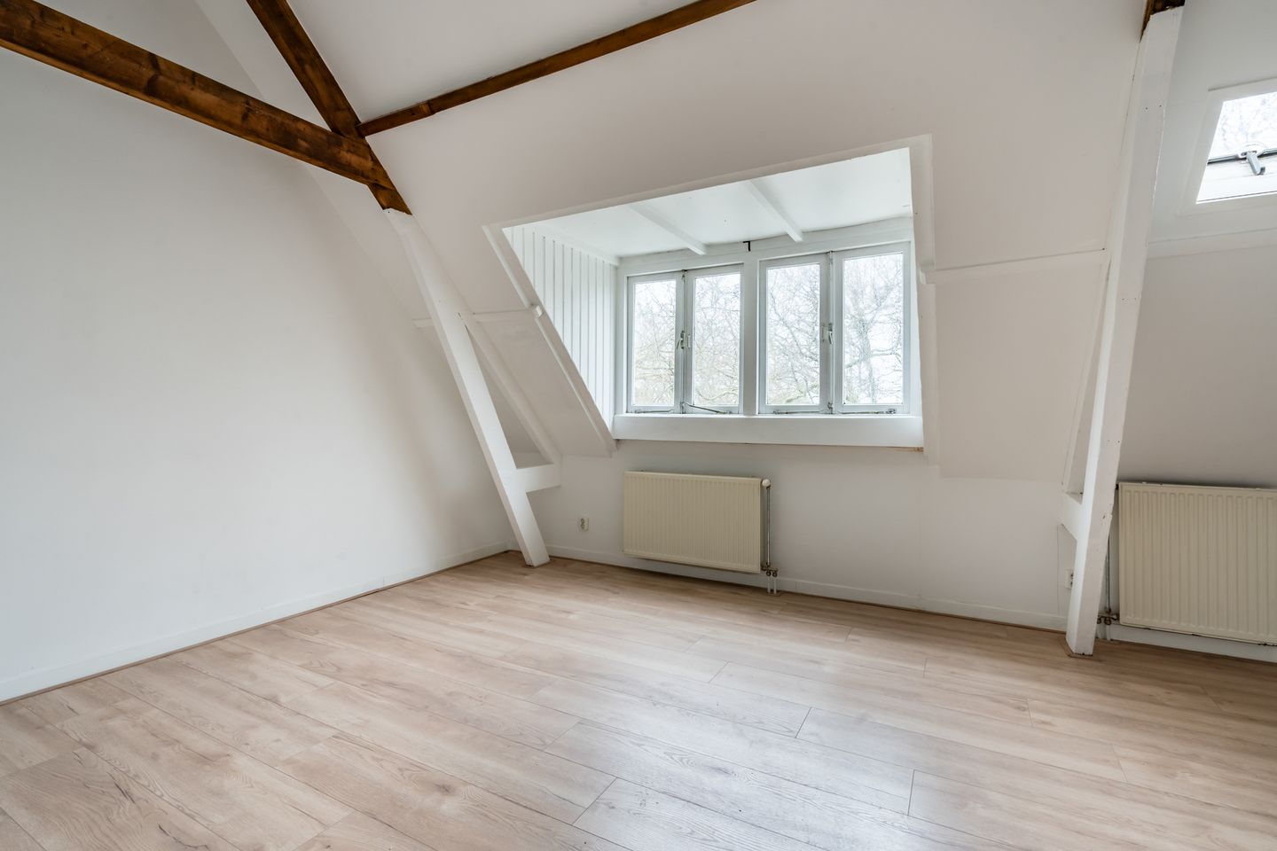 Foto 19 van Graaf Florisstraat 23-B02