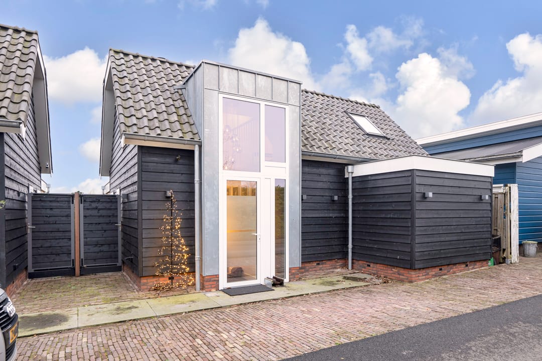 Foto 1 van Oud-Loosdrechtsedijk 113-CAA5