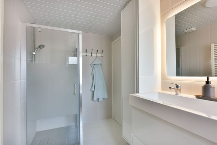 Foto 17 van Doude van Troostwijkstraat 14