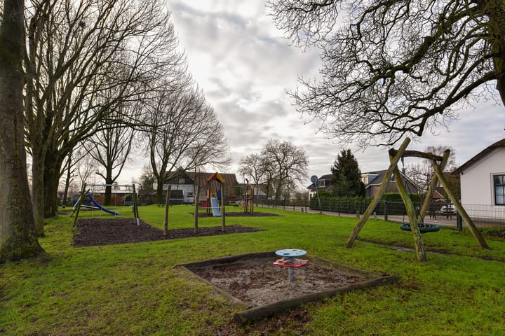 Foto 35 van Doude van Troostwijkstraat 14