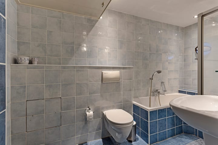 Photo 29 of Eduard Schilderinkstraat 130