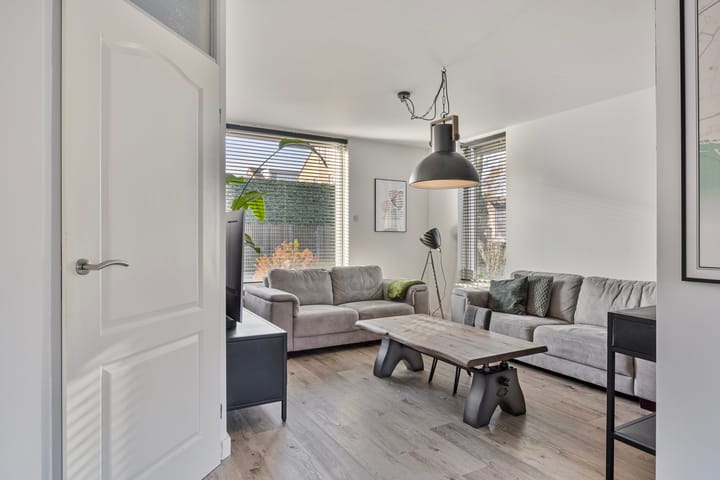 Foto 2 van Zonnedauw 30