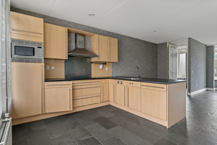 Foto 10 van Valkenswaardstraat 84