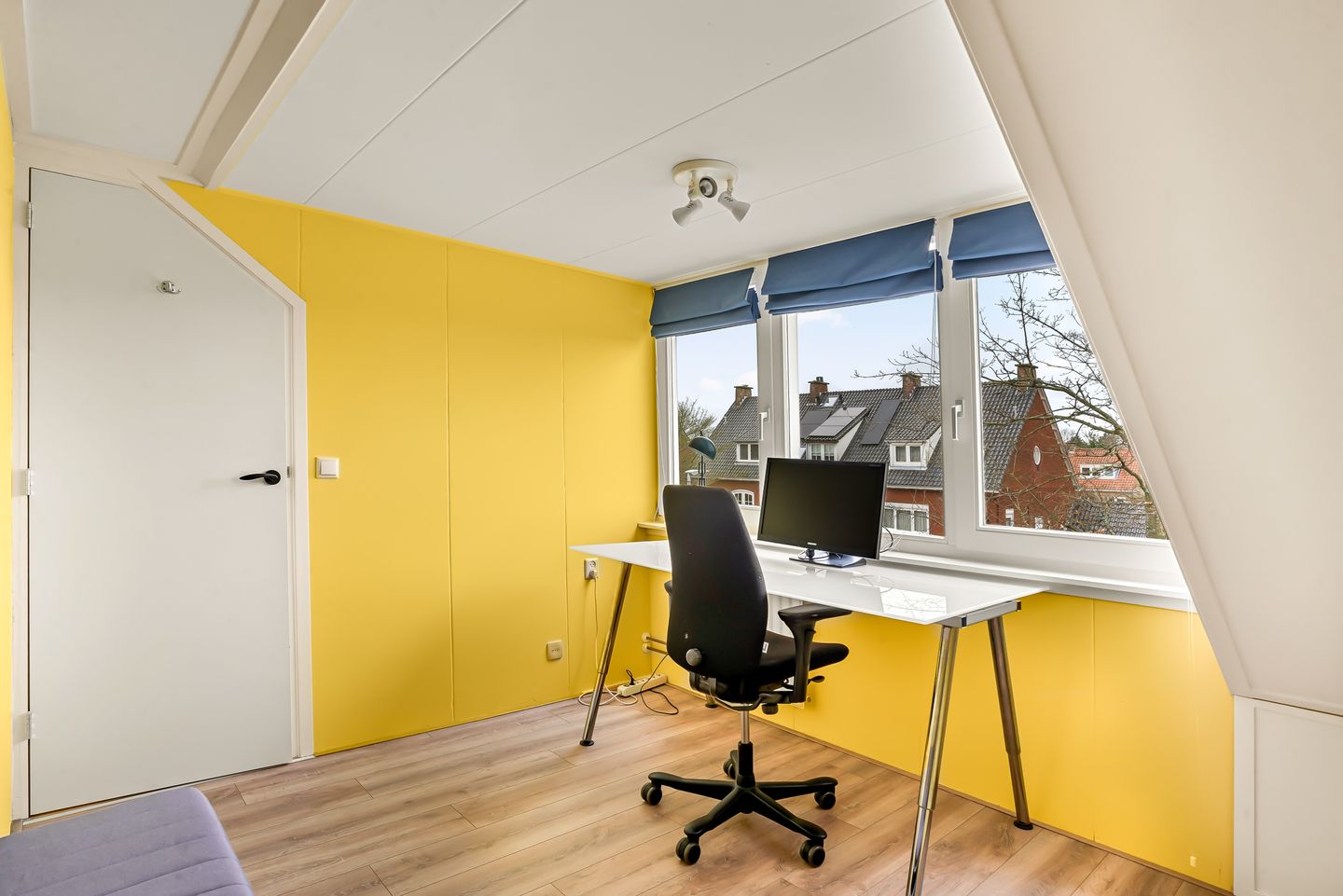 Foto 49 van Van Riebeecklaan 37