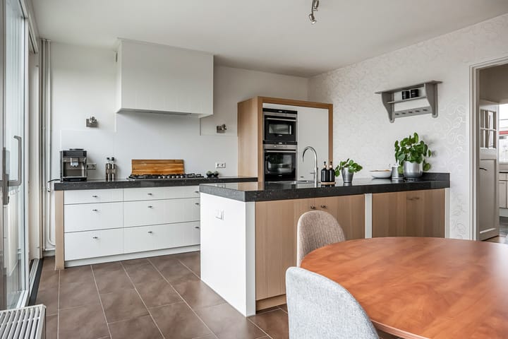 Foto 2 van Queridostraat 9-III