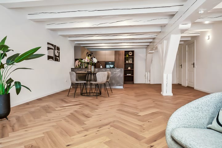 Photo 14 of Spuistraat 6-2V