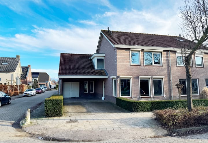 Foto 1 van Steenakker 22