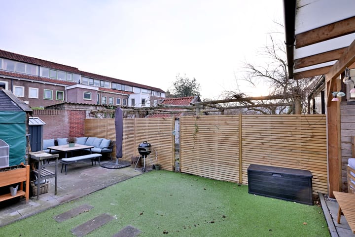 Foto 33 van Erasmusstraat 16