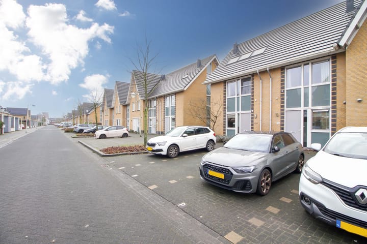 Foto 29 van Straat van Corsica 116