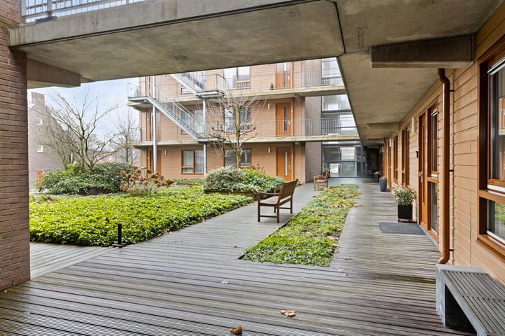 Foto 23 van Kruidenplein 54