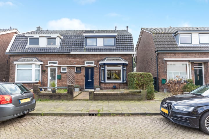 de Wetstraat 15