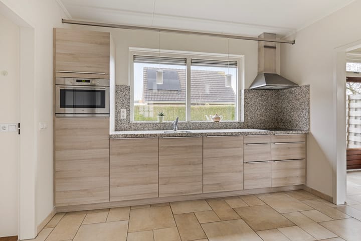 Foto 11 van Zevenweg 1