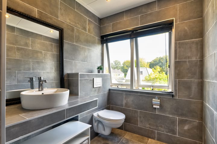 Foto 43 van Van Harinxmastrjitte 8-A