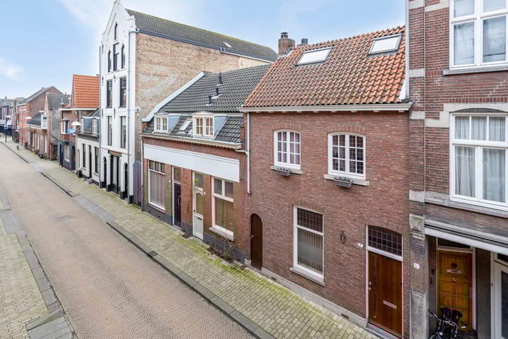 Foto 28 van Telefoonstraat 6