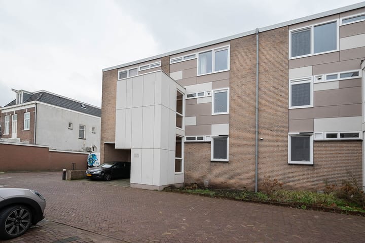 Foto 25 van Bonairestraat 5