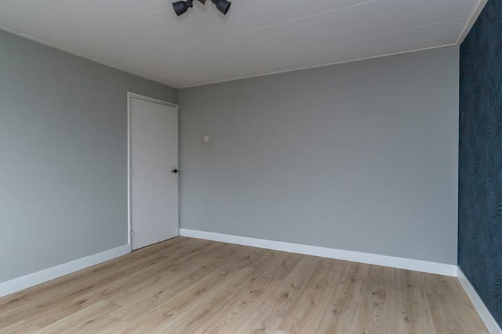 Photo 11 of Dr J. de Koninglaan 1