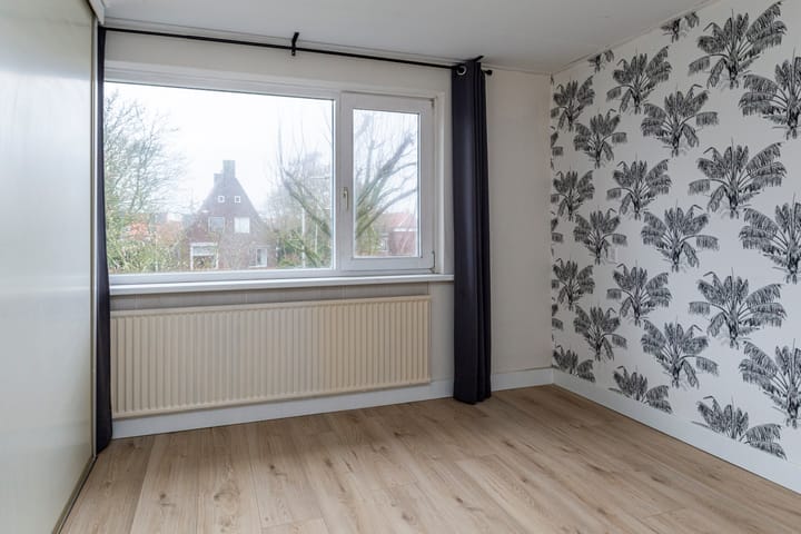 Photo 13 of Dr J. de Koninglaan 1