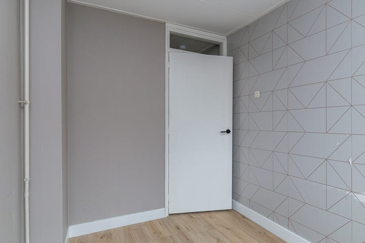 Photo 15 of Dr J. de Koninglaan 1