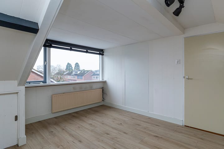 Photo 16 of Dr J. de Koninglaan 1