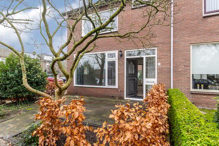 Photo 25 of Dr J. de Koninglaan 1