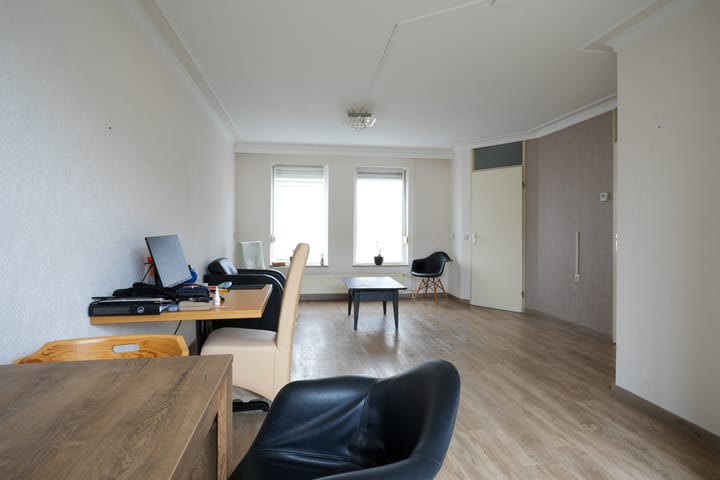 Photo 3 of Boostenstraat 21