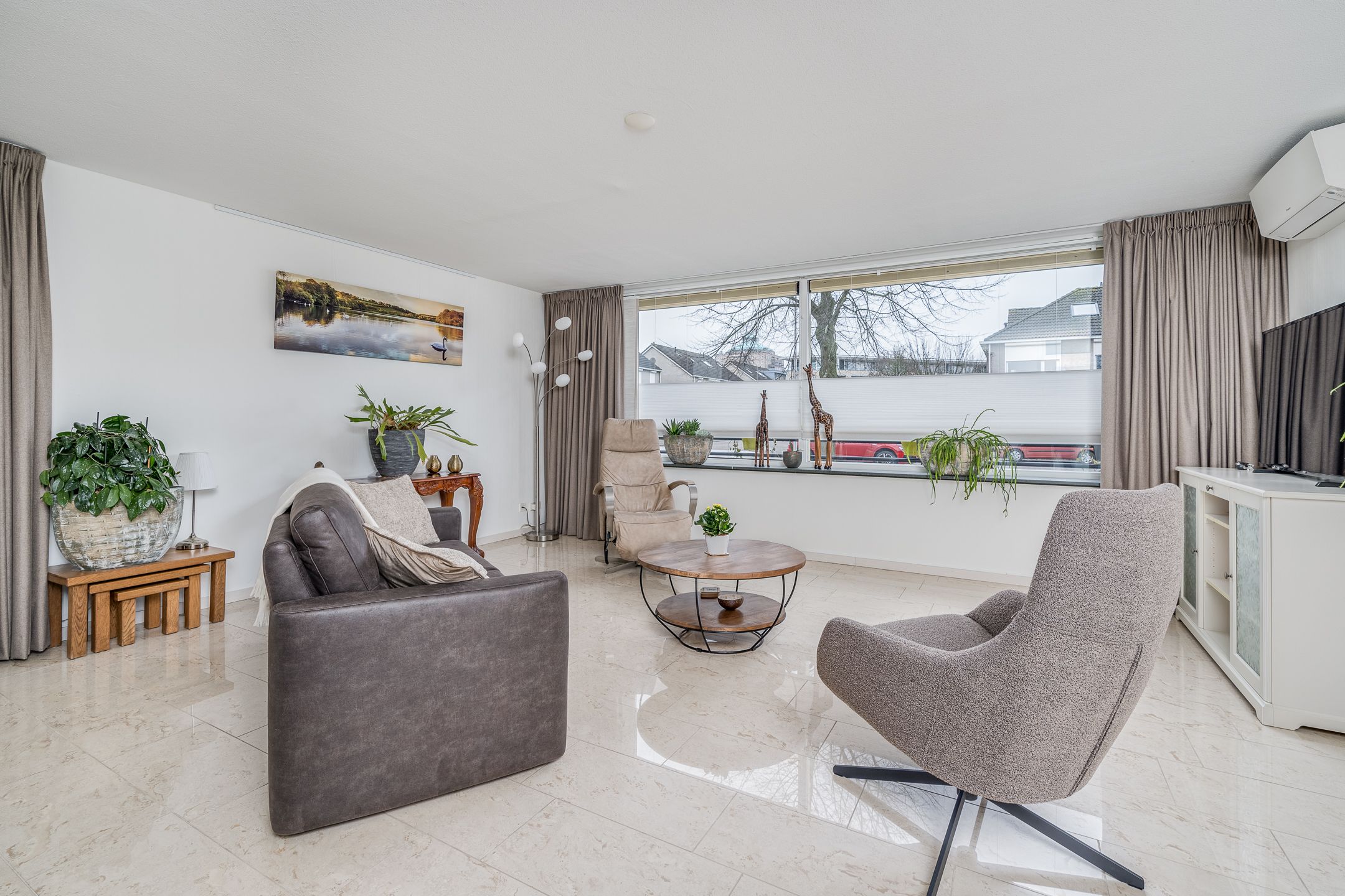 Foto 9 van Paganinistraat 1