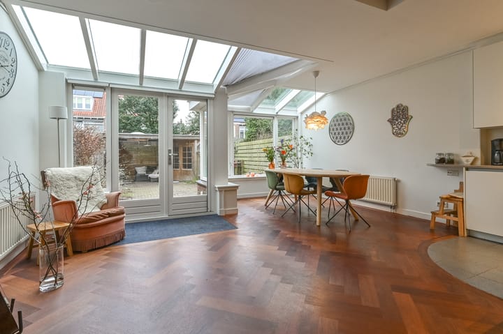 Foto 10 van Helmlaan 24