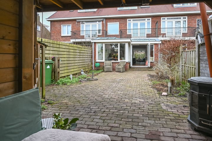 Foto 34 van Helmlaan 24