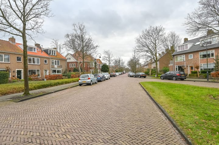 Foto 38 van Helmlaan 24