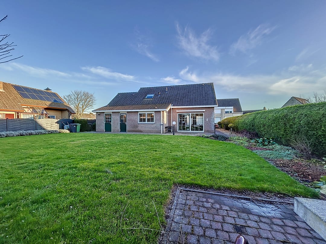 Foto 26 van Pastoor J.A.M. van den Muijsenbergstraat 30