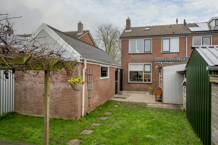 Foto 47 van Julianalaan 7