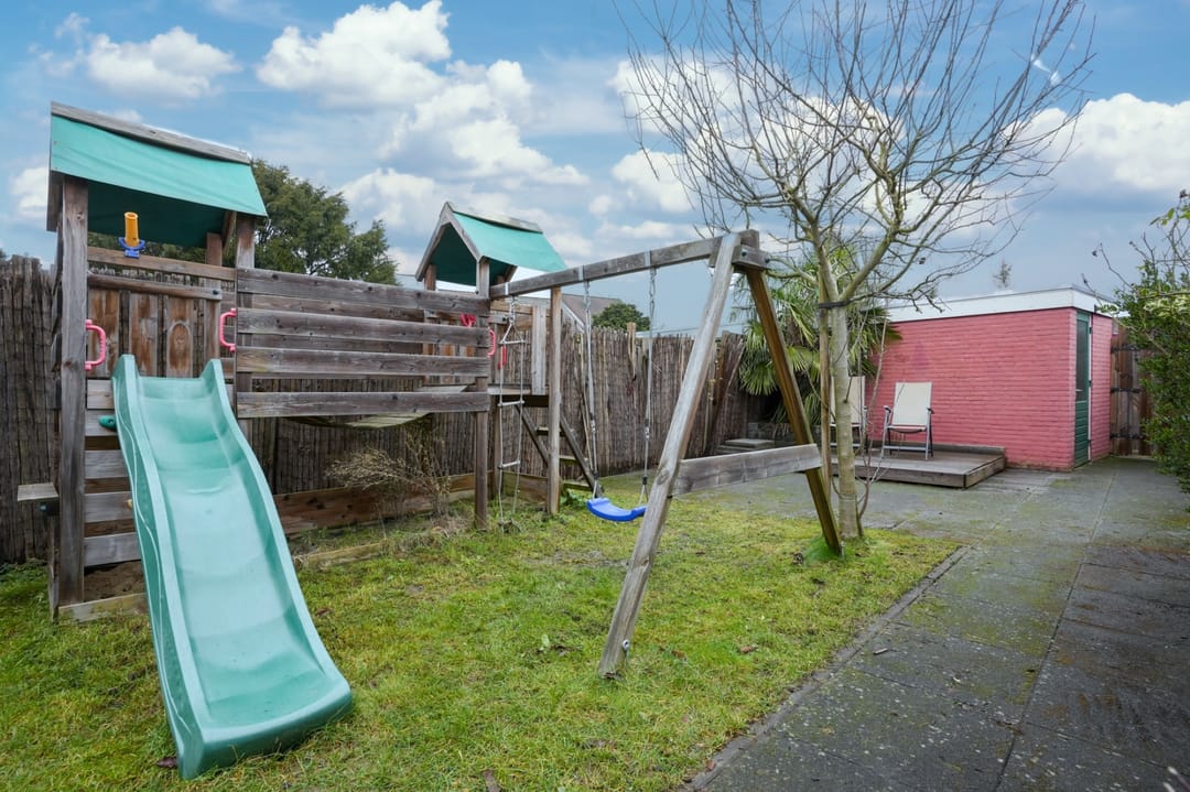 Photo 16 of Van der Scheurstraat 13