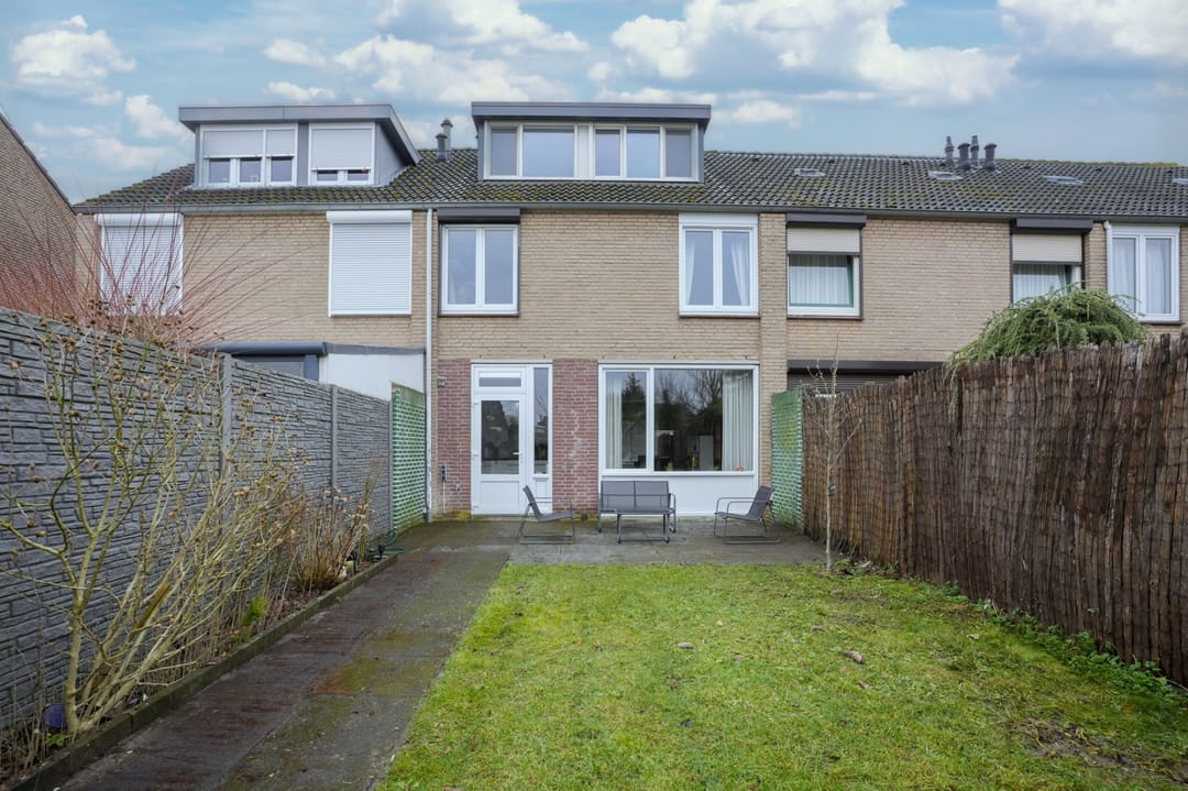 Photo 17 of Van der Scheurstraat 13